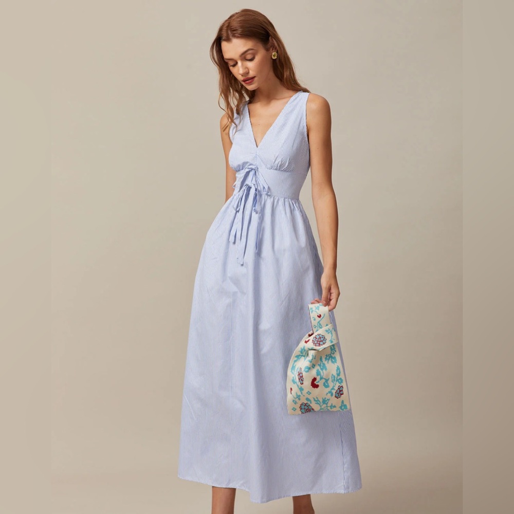 Rihoas Blue V Neck Shirred Striped Maxi Dress